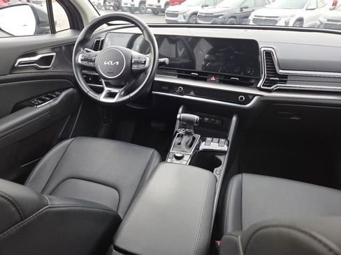 Used 2024 Kia Sportage EX image 28
