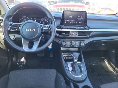 Used 2024 Kia Forte LXS image 8