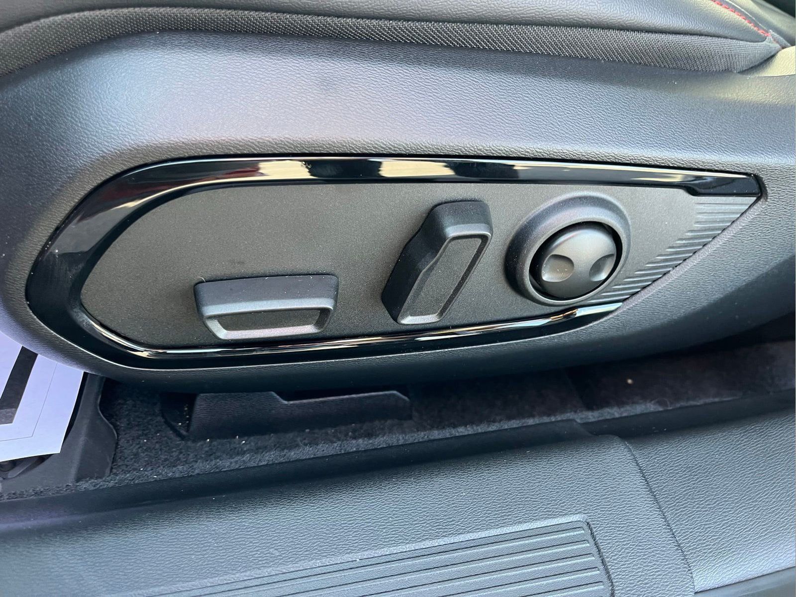 New 2026 Dodge Charger R/T AWD/4WD image 11