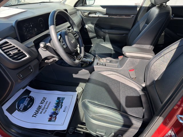 Used 2025 Kia Seltos SX w/ SX Sunroof Package AWD/4WD image 25