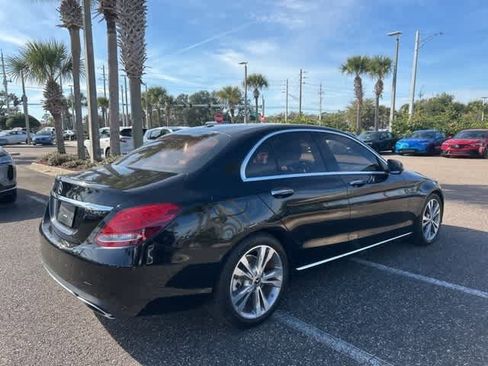 Used 2018 Mercedes-Benz C 300 Sedan image 3