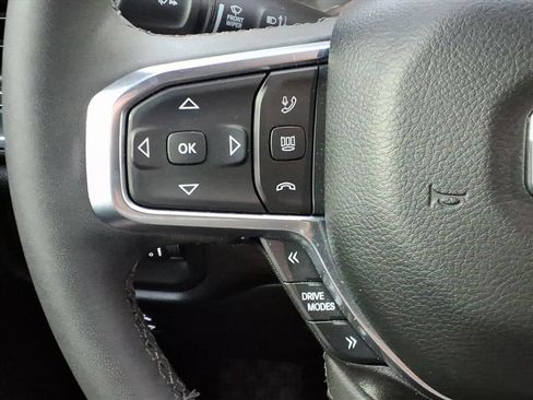 Used 2025 RAM 1500 Big Horn AWD/4WD image 12