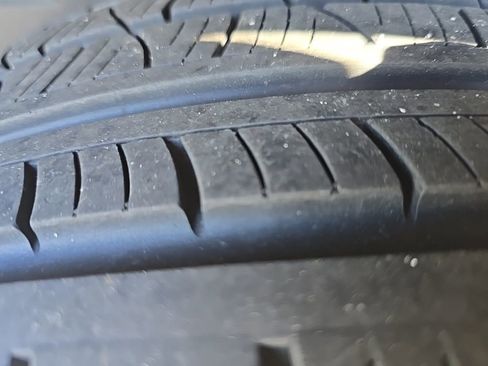 Used 2025 RAM 1500 Limited image 9