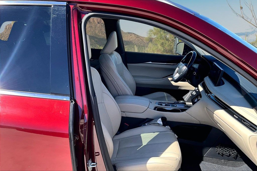 Used 2023 INFINITI QX60 Sensory w/ Vision Package AWD/4WD image 7