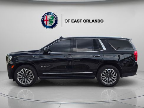 Used 2023 GMC Yukon Denali Ultimate w/ LPO, Floor Liner Package AWD/4WD image 3