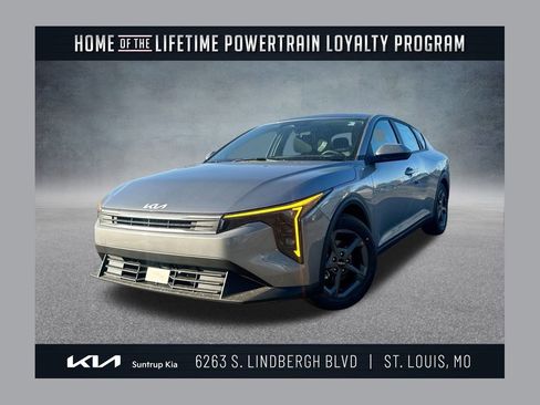 New 2025 Kia K4 LXS image 1