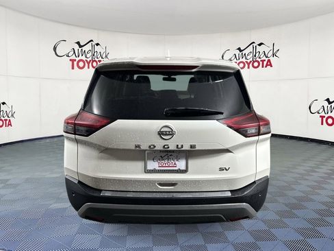 Used 2023 Nissan Rogue SV image 6