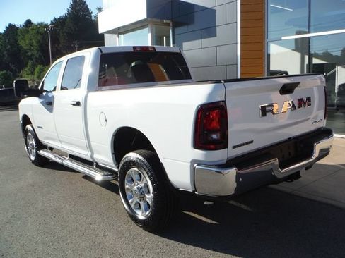 Certified 2026 RAM 2500 Big Horn AWD/4WD image 13
