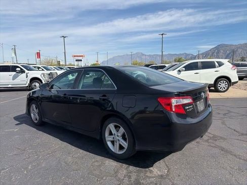 Used 2014 Toyota Camry SE image 14