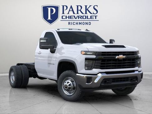 New 2025 Chevrolet Silverado 3500 W/T w/ WT Convenience Package image 1