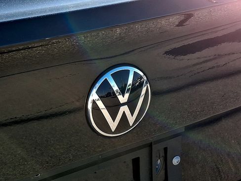 Used 2024 Volkswagen Jetta SE image 29