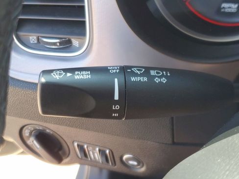 Used 2023 Dodge Charger SXT image 29