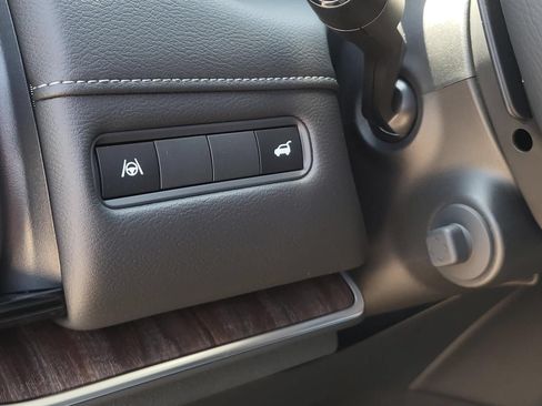 New 2026 Nissan Armada SL w/ Captain's Chari Seat Package AWD/4WD image 21