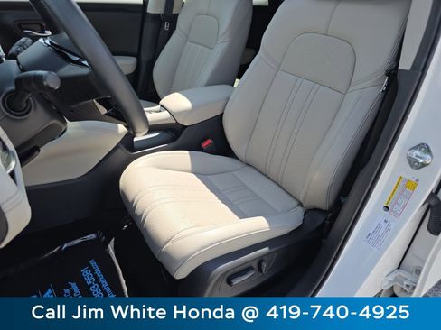 Certified 2024 Honda HR-V EX-L image 23