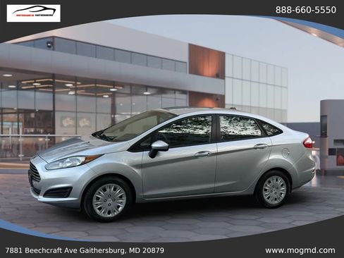Used 2015 Ford Fiesta S FWD image 3