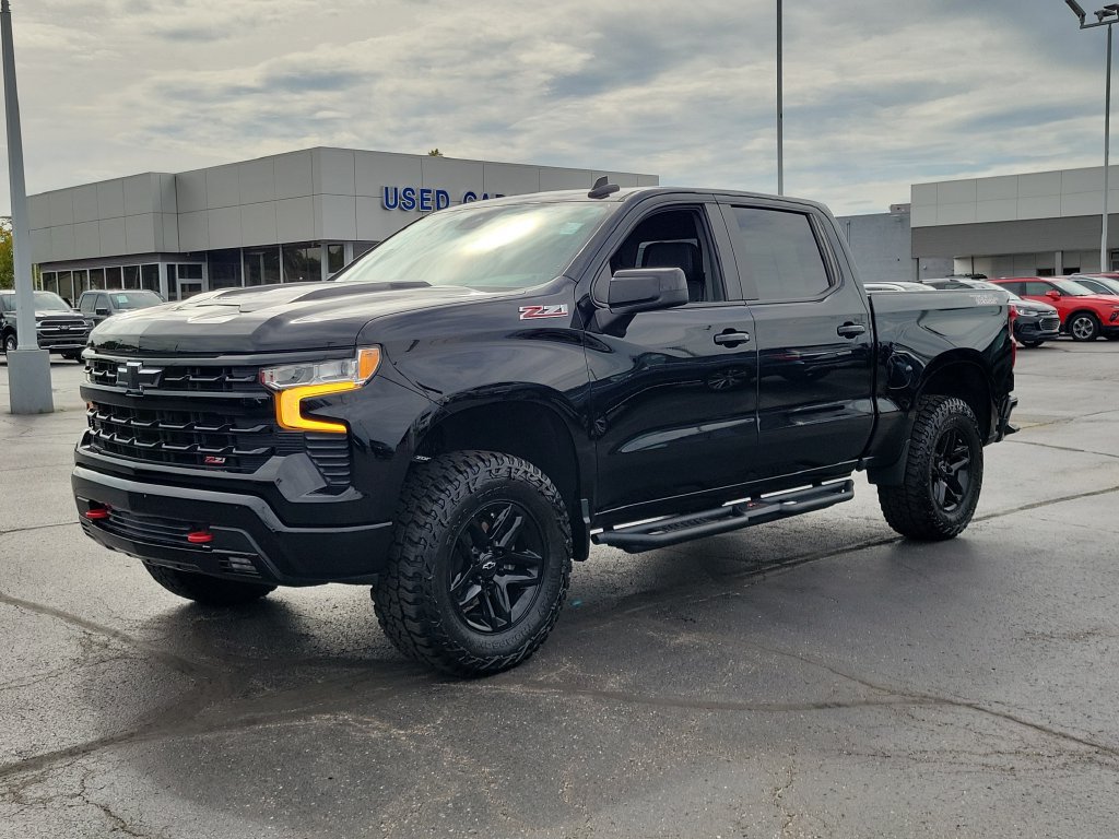 Used 2022 Chevrolet Silverado 1500 LT Trail Boss w/ Convenience Package II AWD/4WD image 8