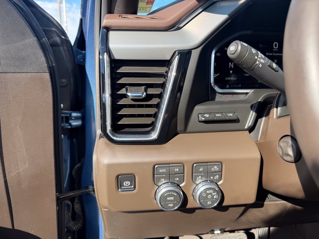 Used 2026 GMC Sierra 1500 Denali AWD/4WD image 24