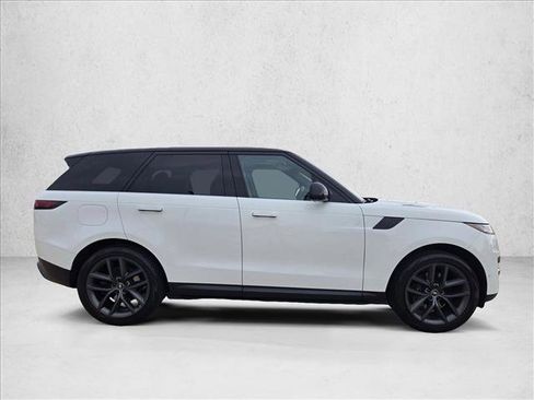Used 2023 Land Rover Range Rover Sport SE AWD/4WD image 4
