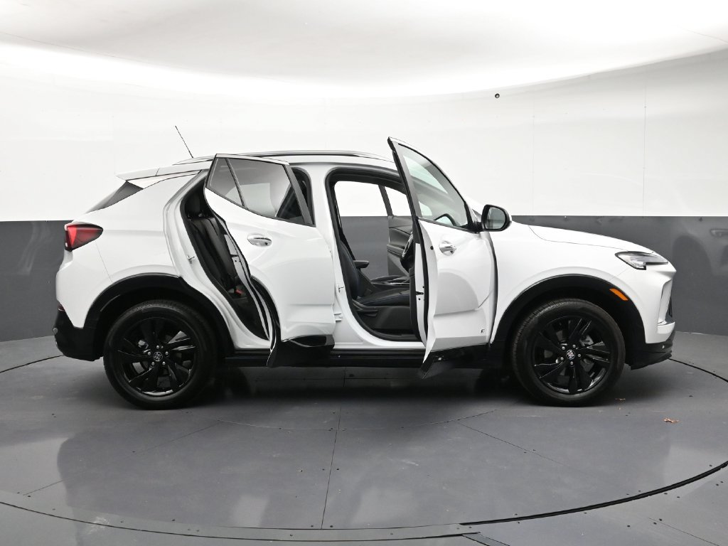 Used 2026 Buick Encore GX Sport Touring AWD/4WD image 33