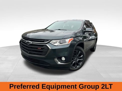 Used 2020 Chevrolet Traverse RS image 2