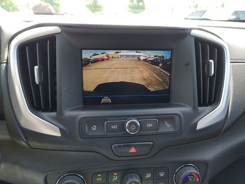 Used 2020 GMC Terrain SLE w/ Driver Convenience Package FWD image 14