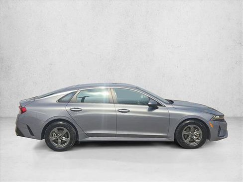 Used 2022 Kia K5 LXS FWD image 4
