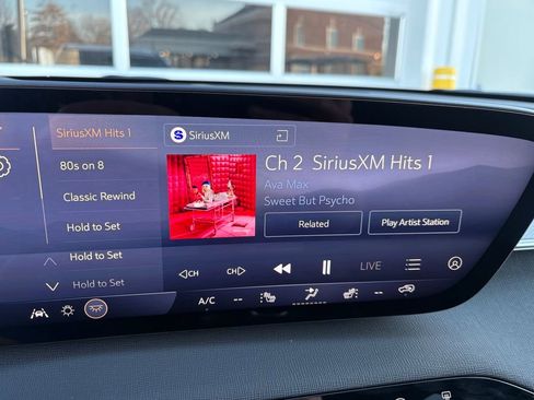 New 2026 Buick Enclave Sport Touring w/ Power Package image 34