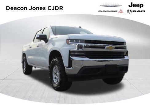 Used 2021 Chevrolet Silverado 1500 LT image 1