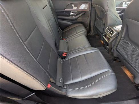 Used 2021 Mercedes-Benz GLS 450 4MATIC image 22