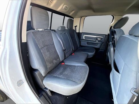Used 2019 RAM 1500 Big Horn AWD/4WD image 27