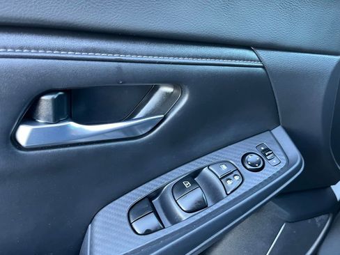 Used 2021 Nissan Sentra SV image 25