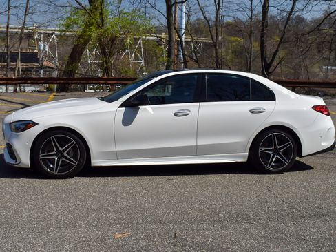 Used 2023 Mercedes-Benz C 300 4MATIC Sedan w/ AMG Line w/ Night Package image 4
