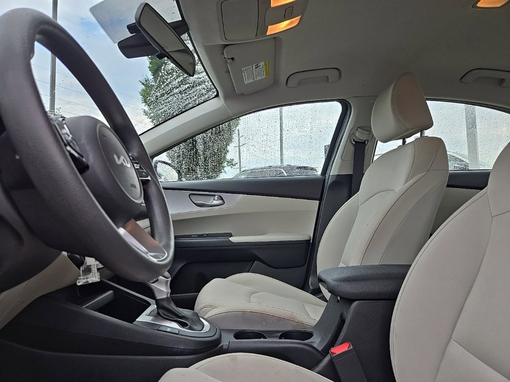 Used 2023 Kia Forte LXS FWD image 30