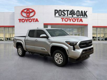 New 2026 Toyota Tacoma SR5