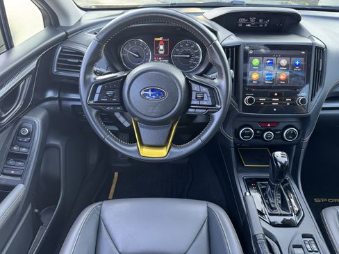 Used 2021 Subaru Crosstrek 2.5i Sport w/ Moonroof Package image 18