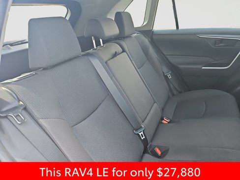 Used 2023 Toyota RAV4 LE AWD/4WD image 44