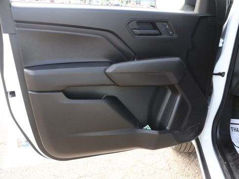Used 2025 Chevrolet Colorado W/T w/ Advanced Trailering Package RWD image 10