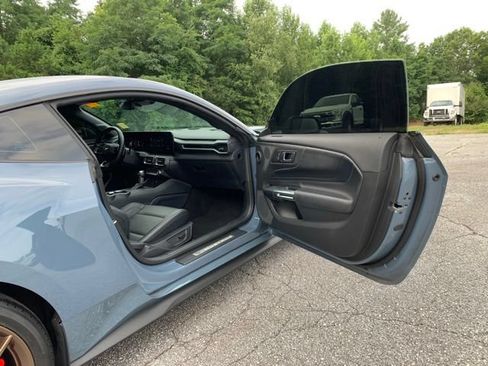 Certified 2025 Ford Mustang GT Premium RWD image 12