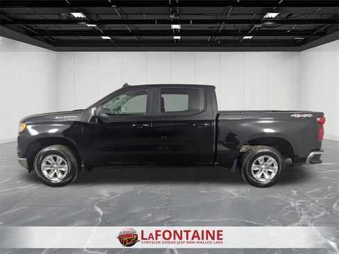 Used 2025 Chevrolet Silverado 1500 LT image 2