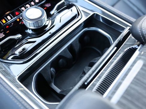 Used 2022 Jeep Wagoneer Series III w/ Convenience Group I image 35