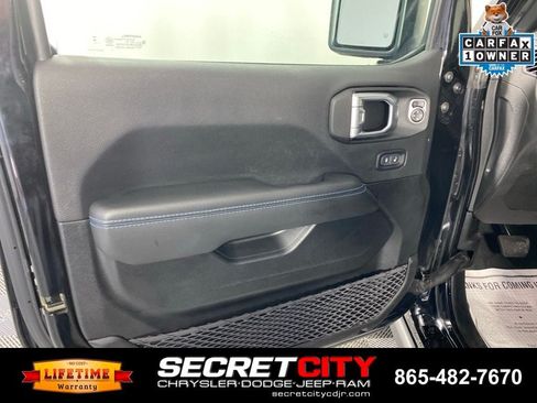 Used 2023 Jeep Wrangler Unlimited Rubicon 4xe w/ Steel Bumper Group AWD/4WD image 12