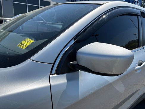 Used 2020 Nissan Rogue Sport S FWD image 13