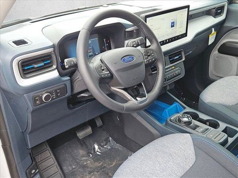 New 2025 Ford Maverick XLT w/ XLT Luxury Package FWD image 3