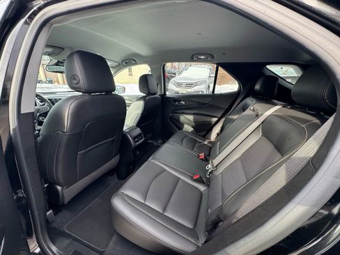 Used 2021 Chevrolet Equinox Premier w/ Redline Edition image 22
