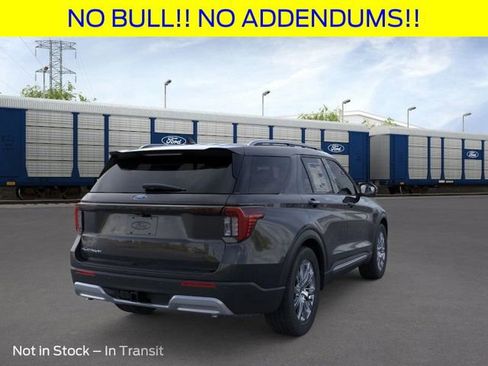 New 2026 Ford Explorer Platinum image 9