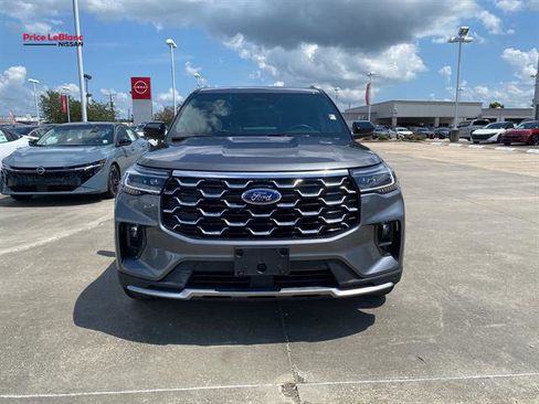Used 2025 Ford Explorer Platinum w/ LUX Leather Package AWD/4WD image 2
