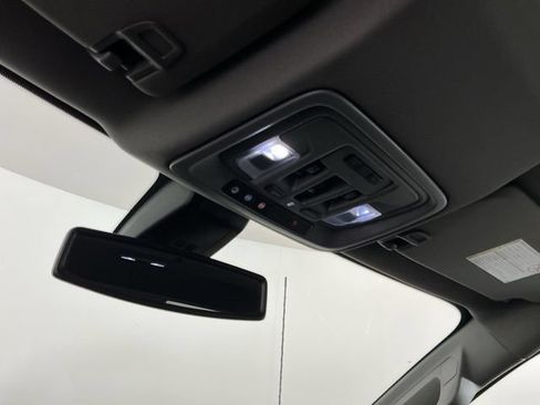 Used 2022 GMC Sierra 3500 Denali AWD/4WD image 26