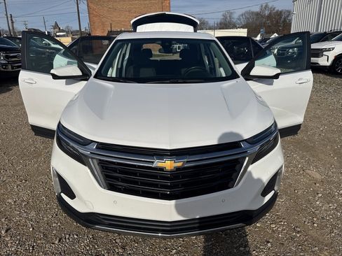 Used 2022 Chevrolet Equinox LT image 38