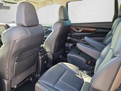 Used 2024 Subaru Ascent Touring image 19