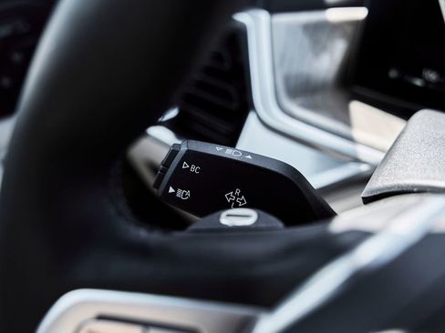 Used 2023 BMW ALPINA XB7 AWD/4WD image 70